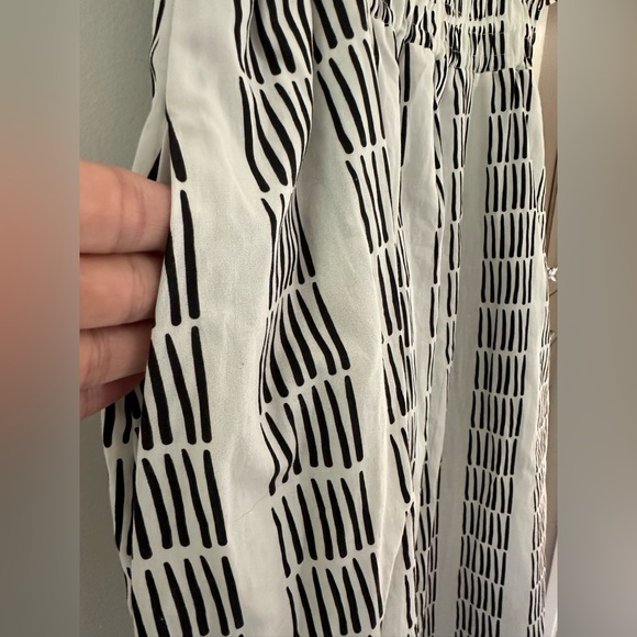 Maeve Square Neck Black and White Patterned Dress - Picture 7 of 12